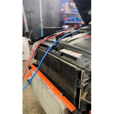 Діагностика та заправка кондиціонера авто